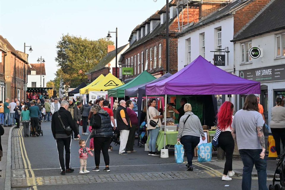 Crowds gather around the stalls on Thatcham High Street